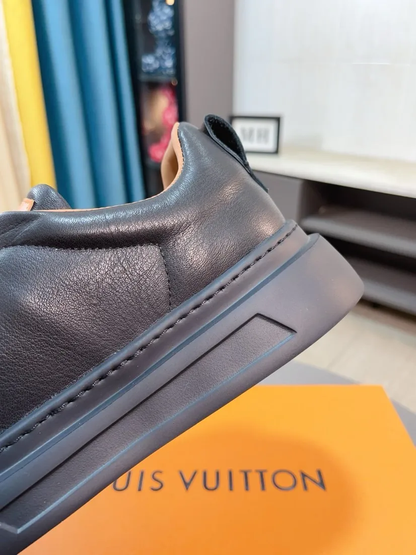 Men's men's shoes 💰480🌸🌸 LV styles are novel and fashionable, and the uppers are made of imported cowhide + LV special materials! Super trendy design! It’s eye-catching! The leather is soft, delicate, shiny and translucent, showing the ultimate hand-made craftsmanship. The leather lining and upper foot are soft, comfortable and breathable! Size: 38-44